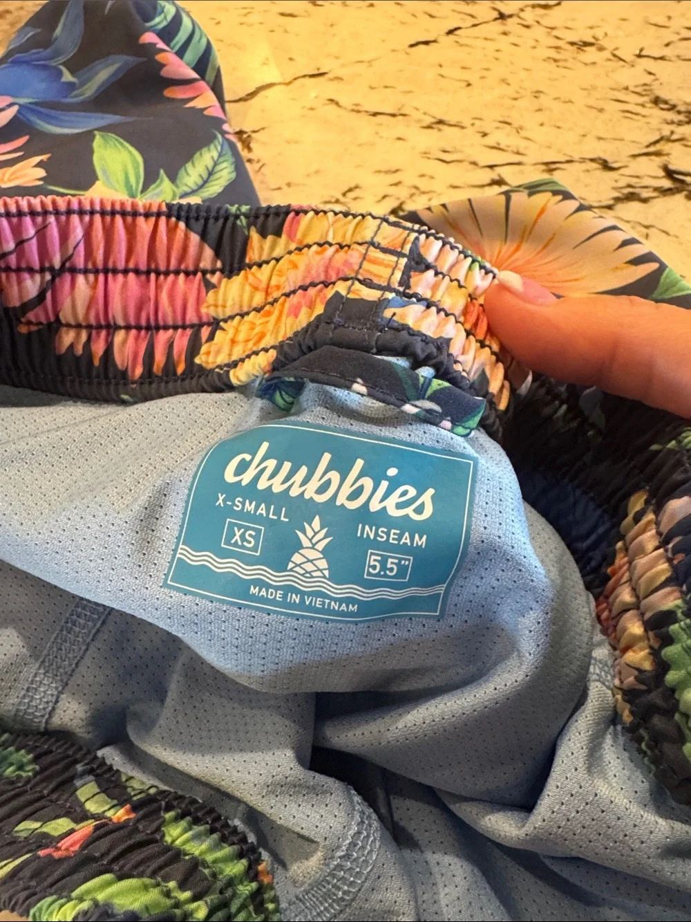 chubbies bold floral